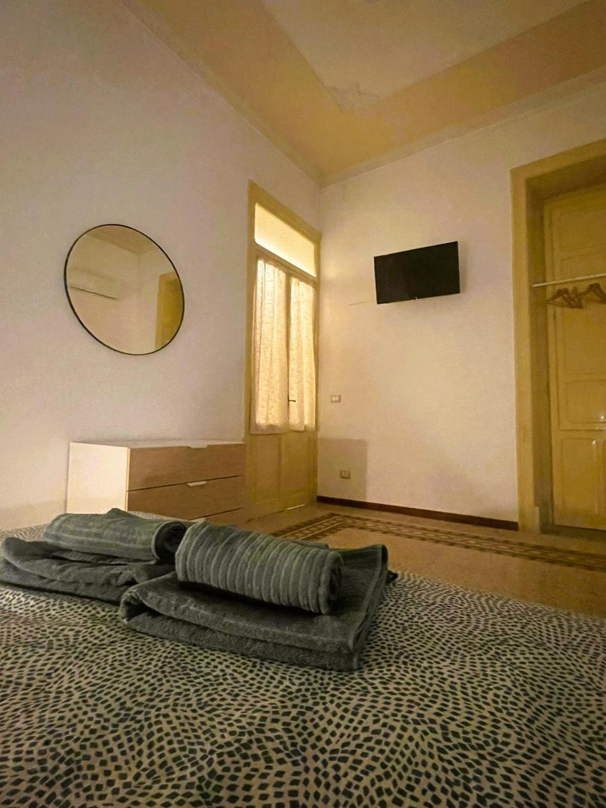 Olivuzza Rooms In Apartment 팔레르모 외부 사진